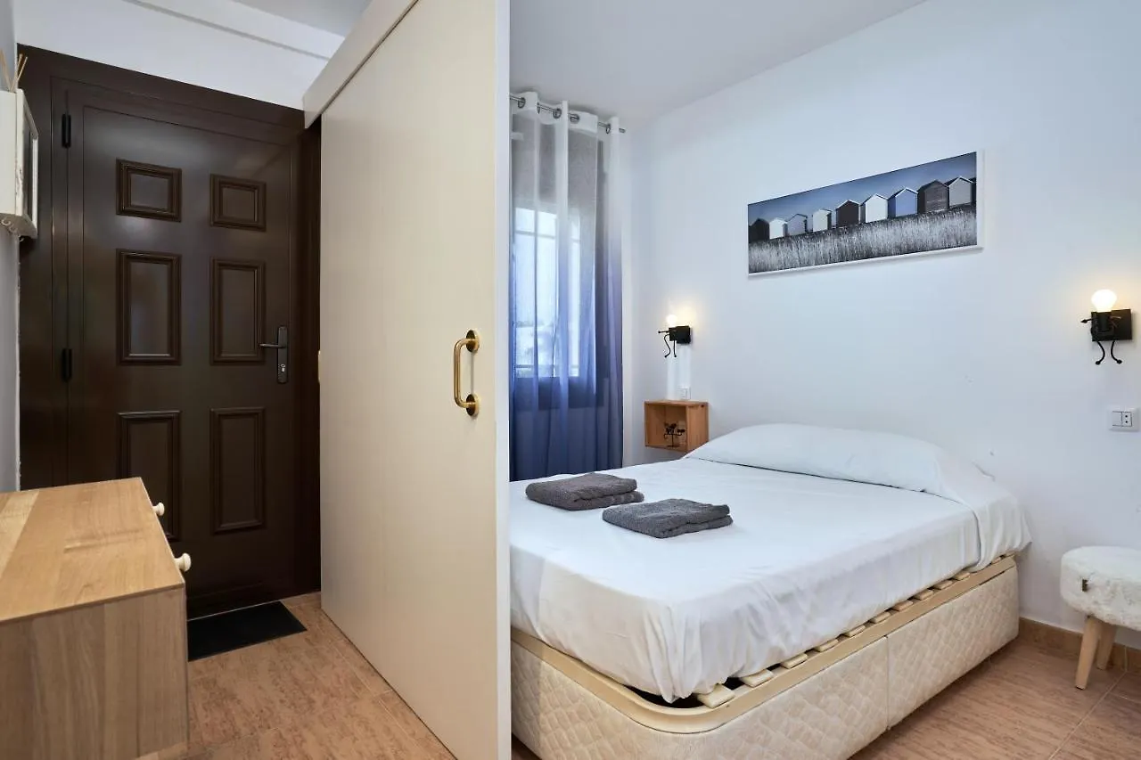 Welcs Apartamento 020 Emp En La Playa エンプリアブラバ